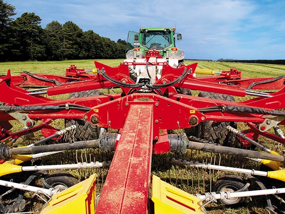 Pottinger 1252C S-line rake