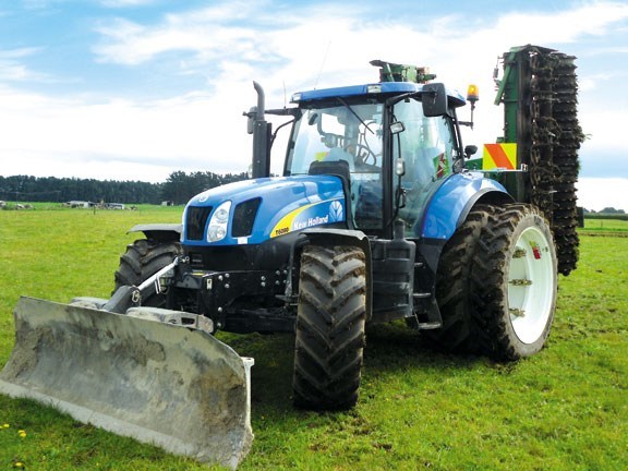 New Holland T6080 Elite tractor