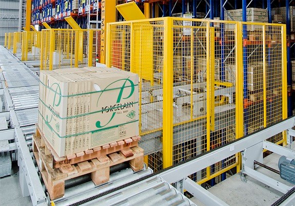 Dematic Rapidstore UL Pallet In-Out Feed