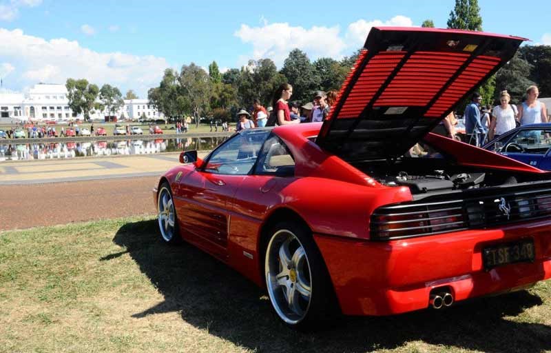 Auto Italia - Ferrari Testarossa