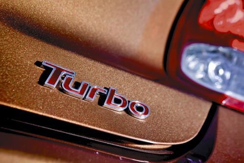 Hyundai Veloster SR Turbo