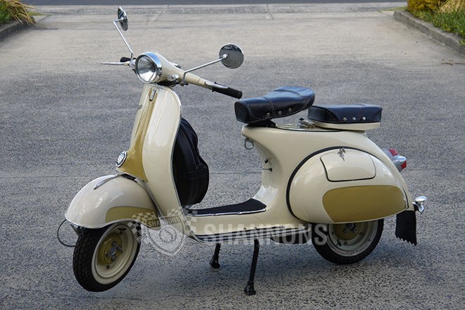 1960 Vespa 1500cc scooter 