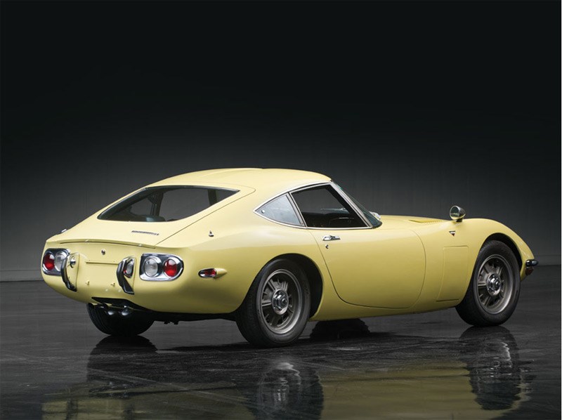 Toyota 2000GT