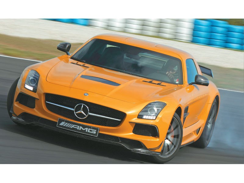 Mercedes-Benz SLS Black