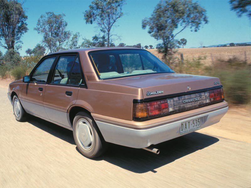 Holden Camira