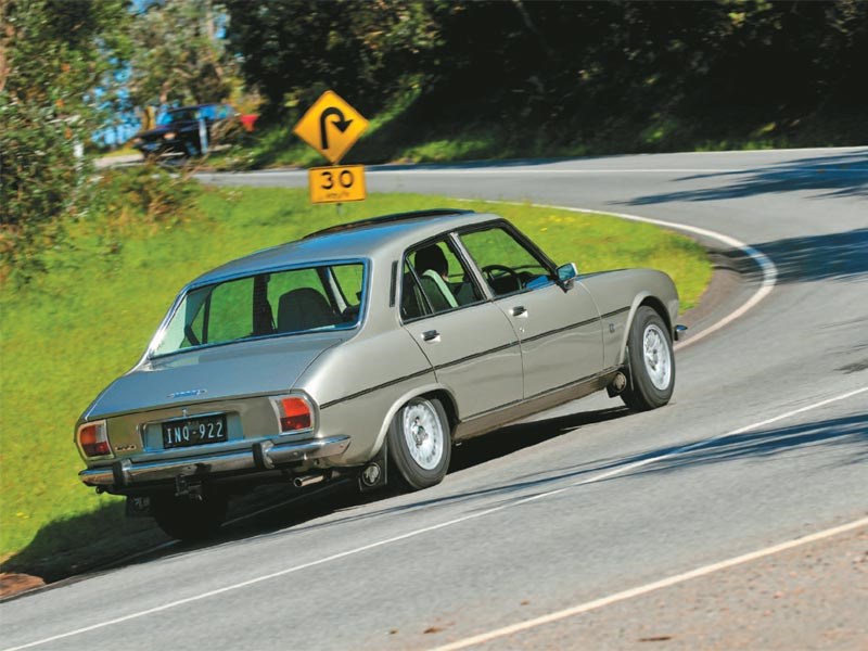 FG Falcon Ecoboost vs Peugeot 504 vs Volvo 144