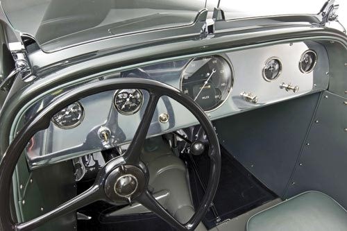 Ford Speedster: Dash was updated during a 1939 redesign