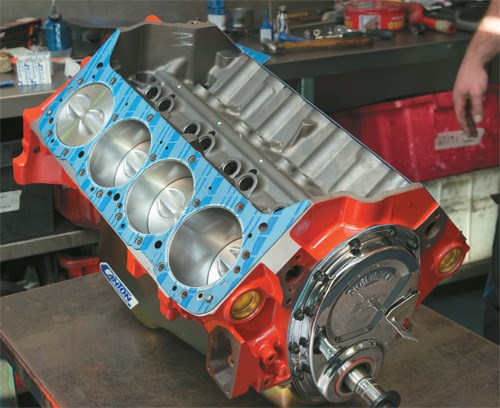 Chevrolet 350 small-block engine