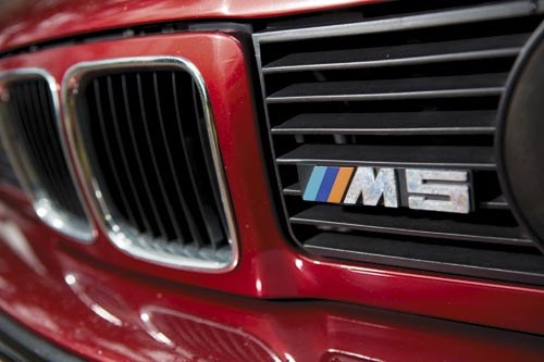 World's Greatest Cars series - BMW E34 M5
