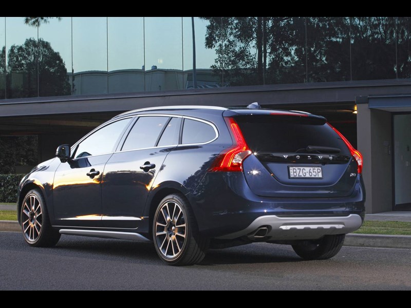 volvo v60 sportswagon