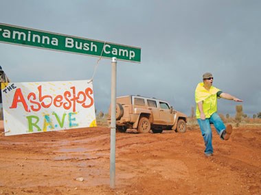 The Finke Desert Race in a Hummer