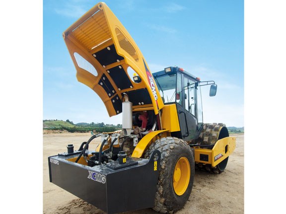 The XCMG XS122PD’s powered bonnet helps prevent back strain.
