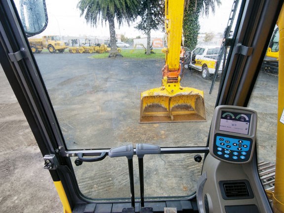 Lonking Excavator 02