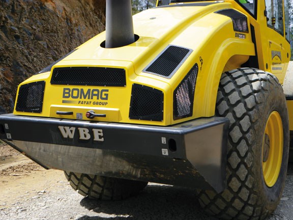 Bomag BW213D