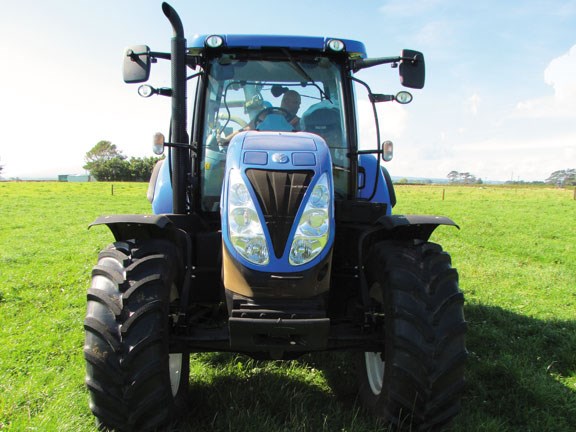 NewHolland3.jpg