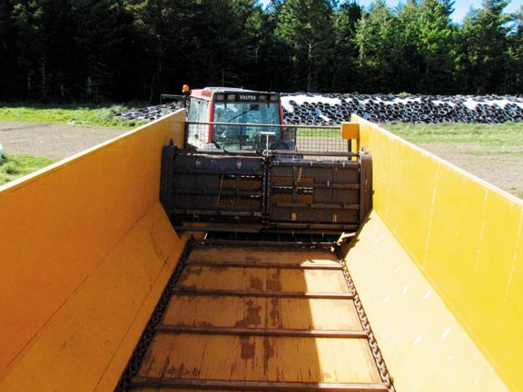 Agmech Forage Wagon