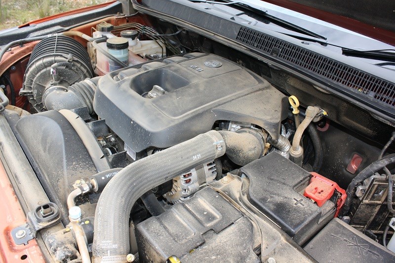 Holden Colorado LTZ ute engine
