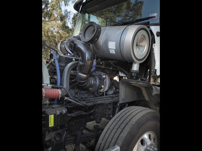 IVECO Powerstar 6400 grain tipper Cursor engine