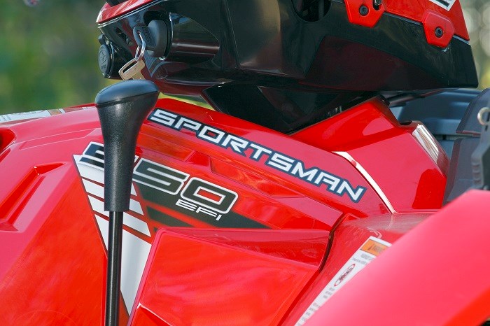 Polaris Sportsman X2 550 ATV gear controls