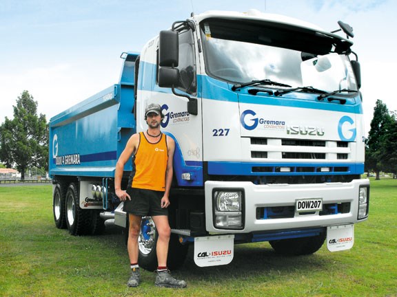 Isuzu FXZ330 tipper truck