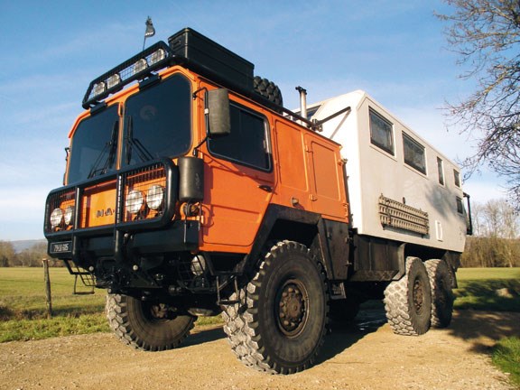 Overland Kiwi parked