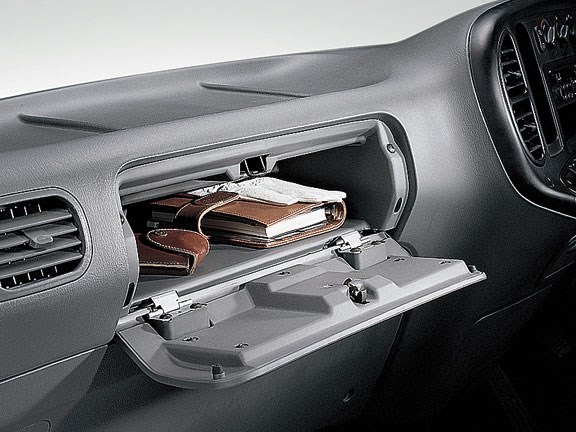 Hyundai HD45 glovebox