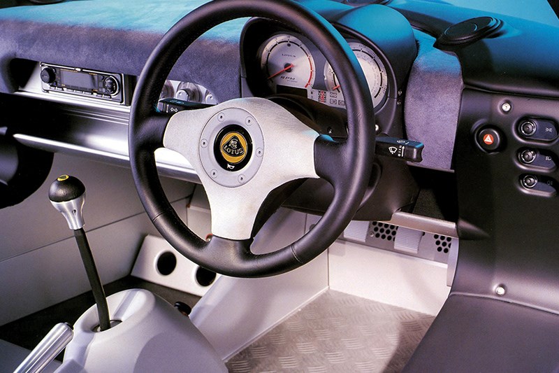 lotus elise dash