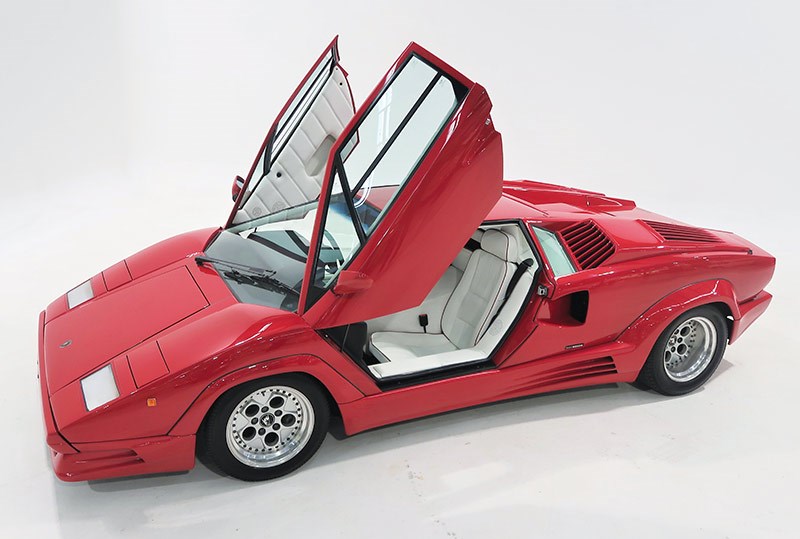 lamborghini countach