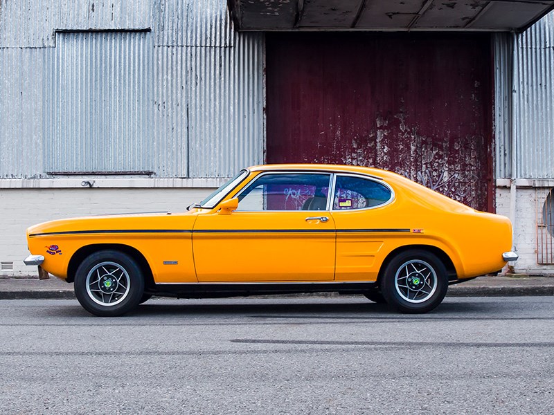 ford capri gt3000 v6 side