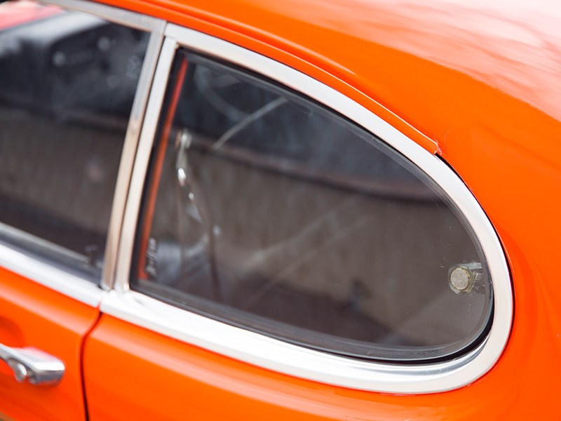 ford capri rs 3100 rear window