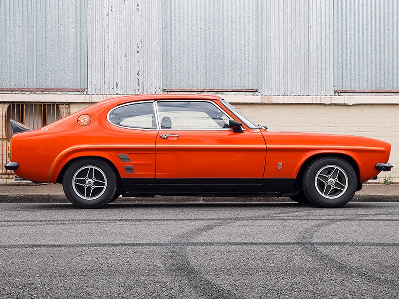 ford capri rs 3100 side