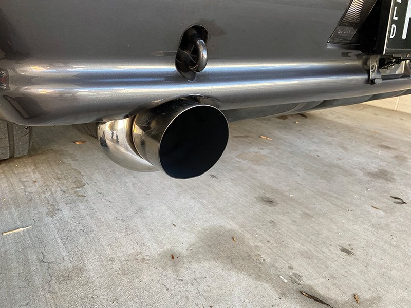 nissan skyline exhaust