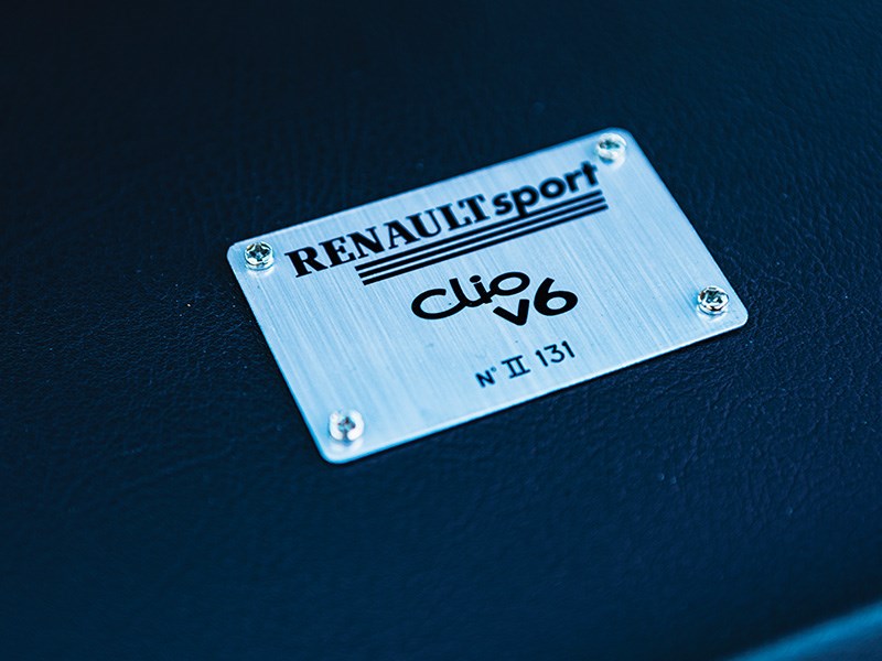 renault r5 turbo 2 clio v6 24