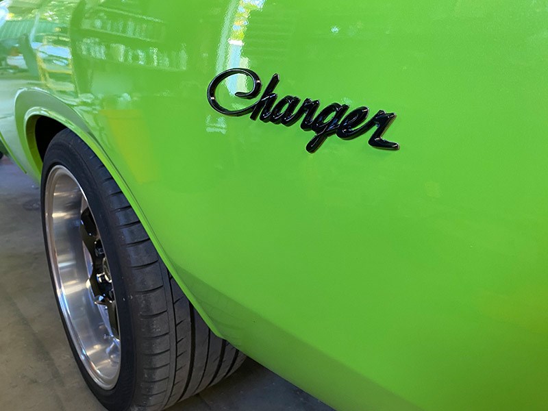 barra charger badge