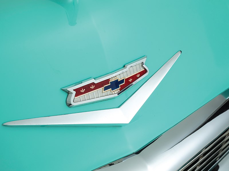 chevrolet badge