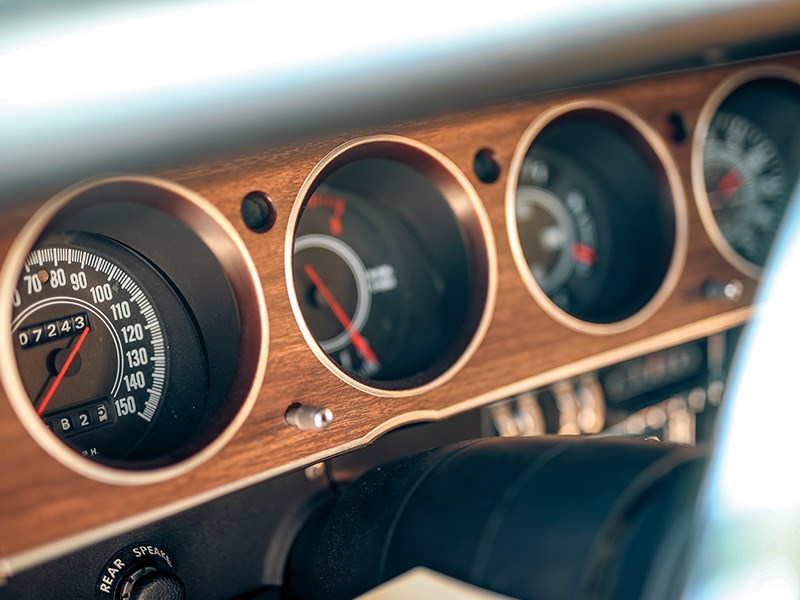 plymouth cuda dash 2