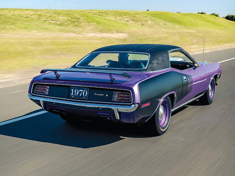 plymouth cuda onroad rear 3