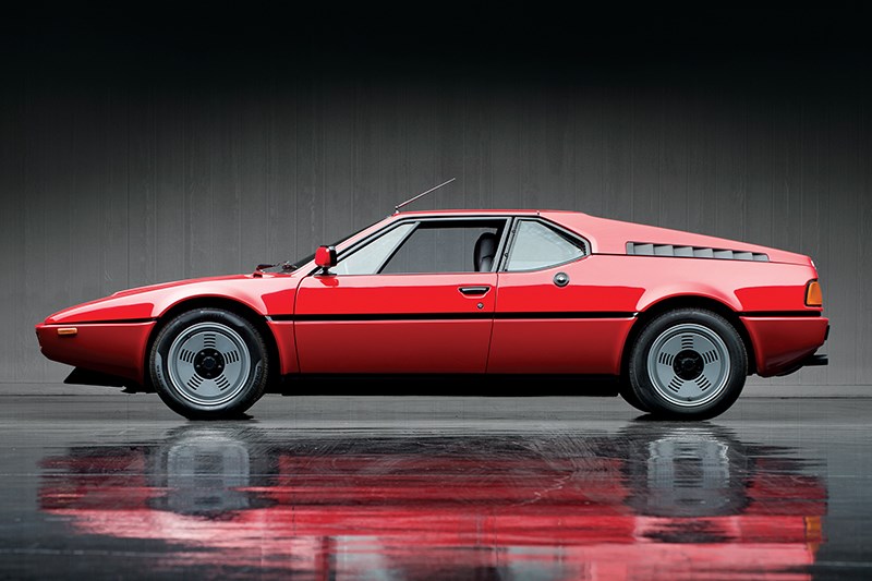 bmw m1 side