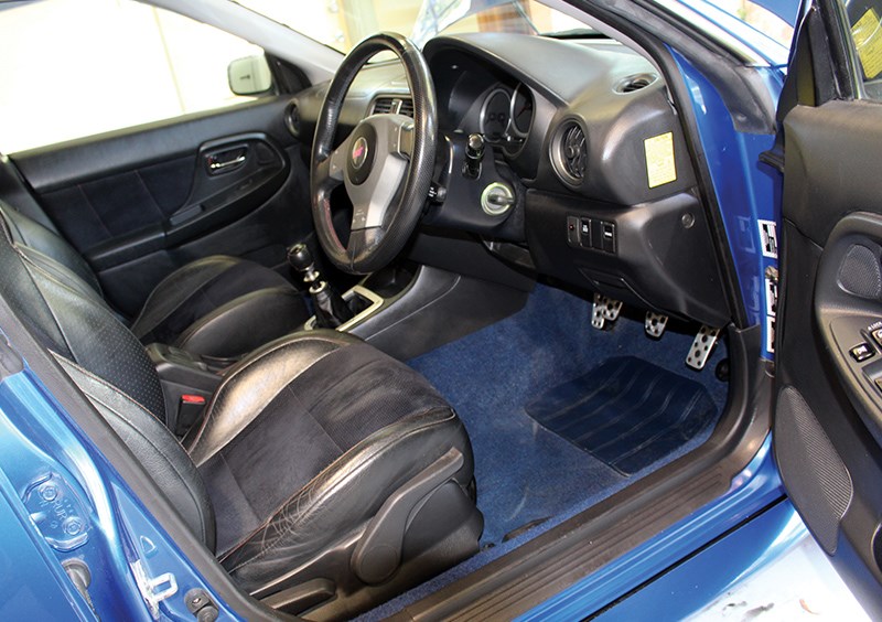 subaru wrx sti interior