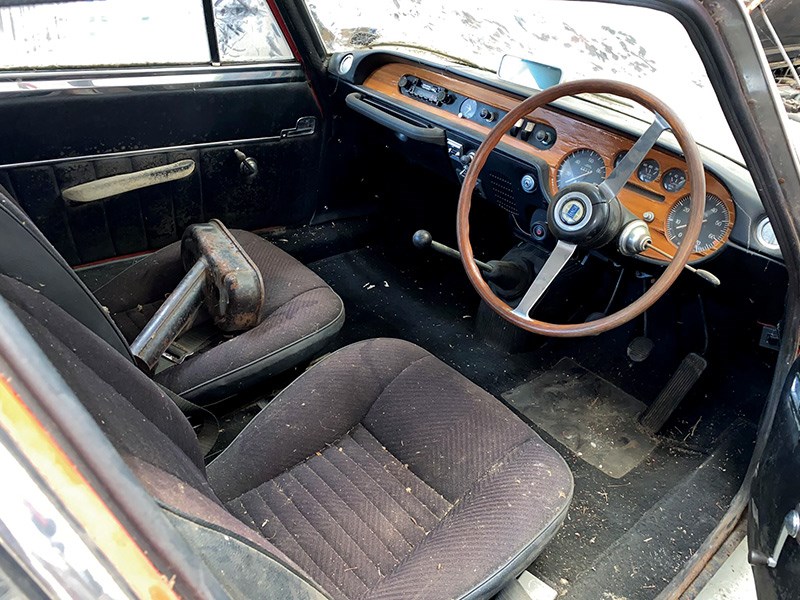 lancia barn find interior