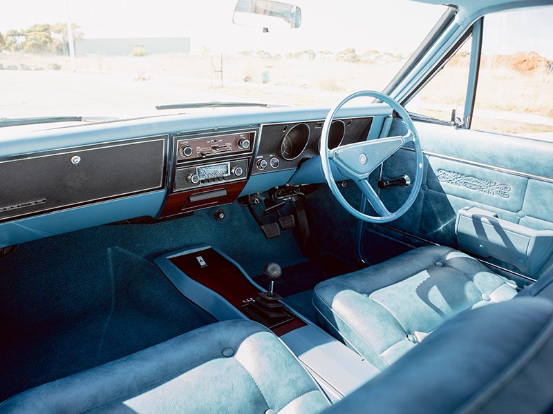 holden ht premier interior 2