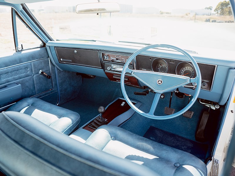 holden ht premier interior