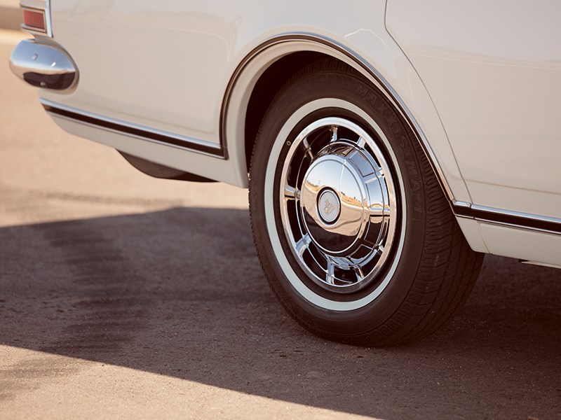 holden ht premier wheel