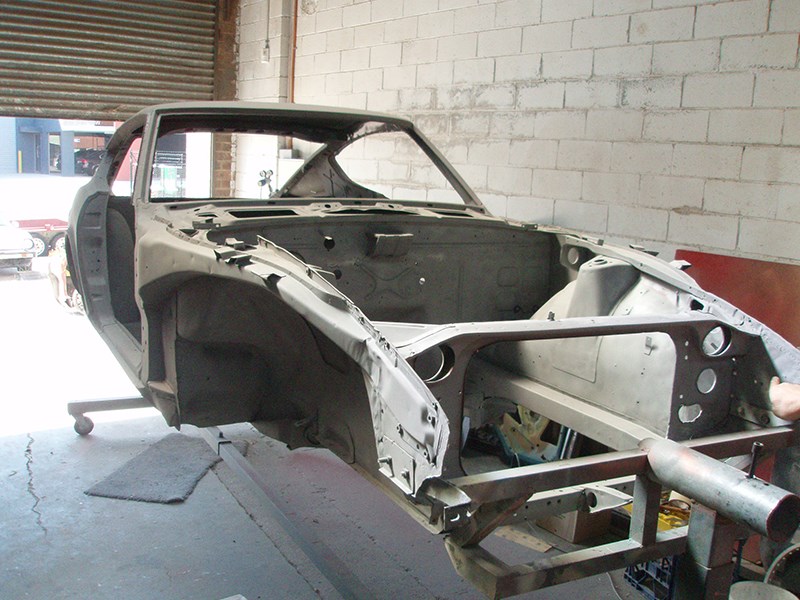 datsun 240z resto before 11