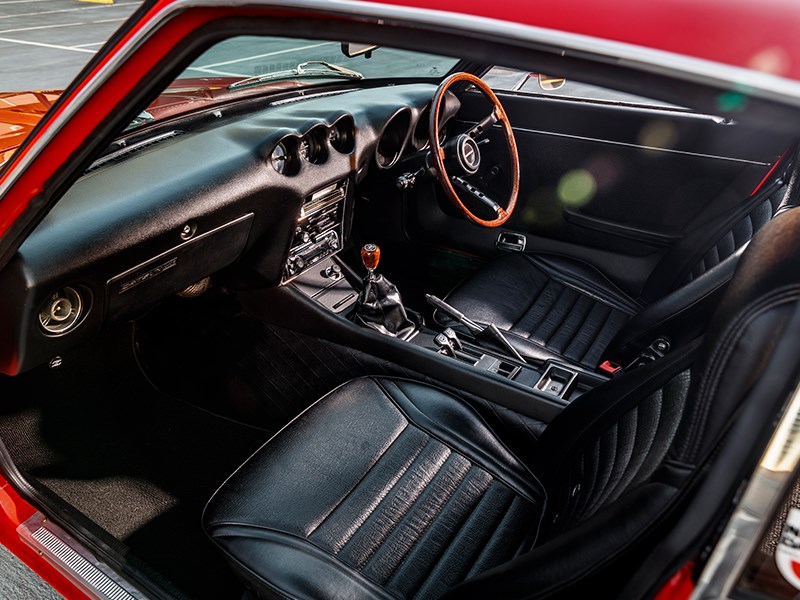 datsun 240z resto interior