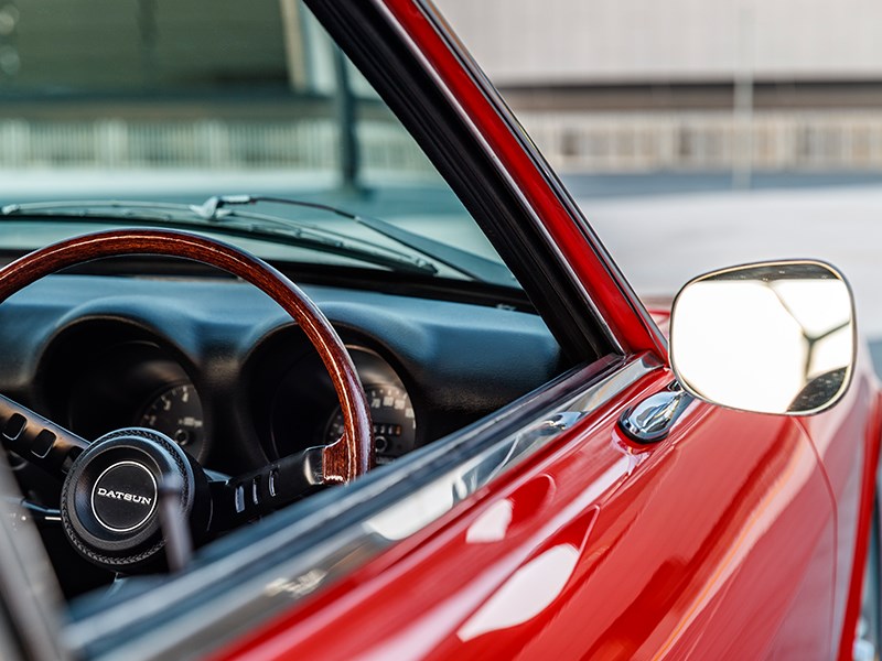 datsun 240z resto mirror