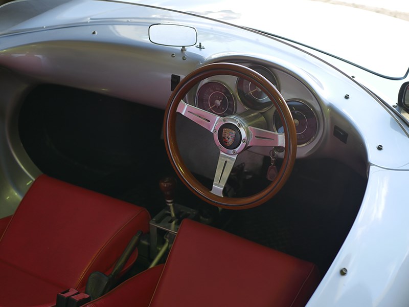 porsche 550 spyder replica cabin