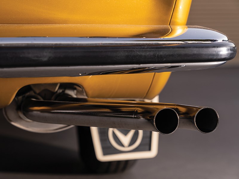 volvo p1800 exhaust