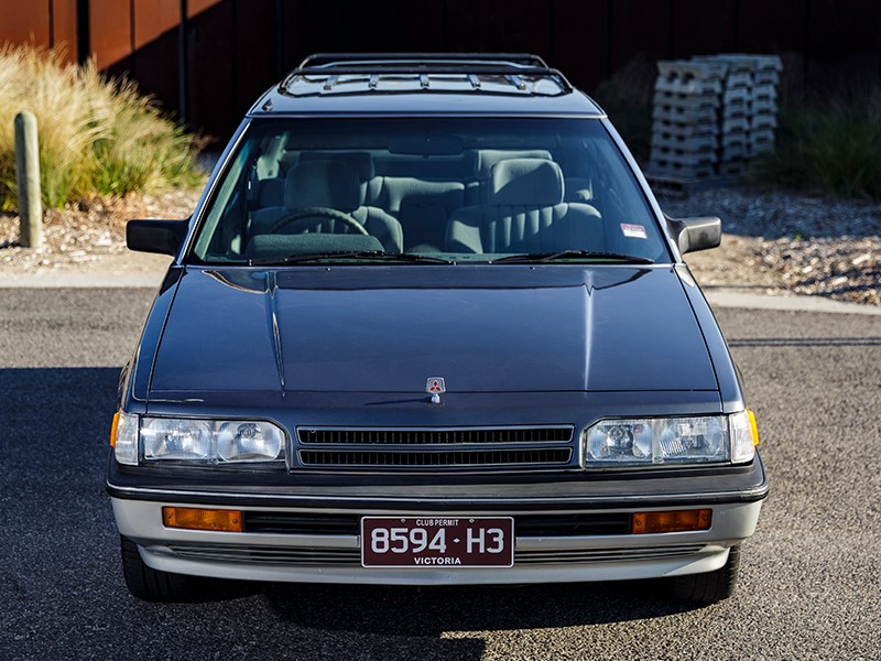 Mitsubishi Magna wagons