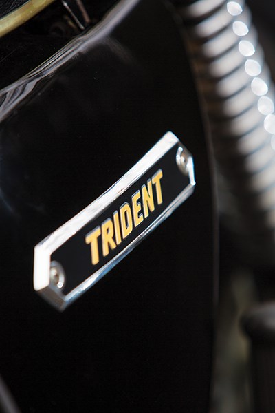 triumph t160 badge